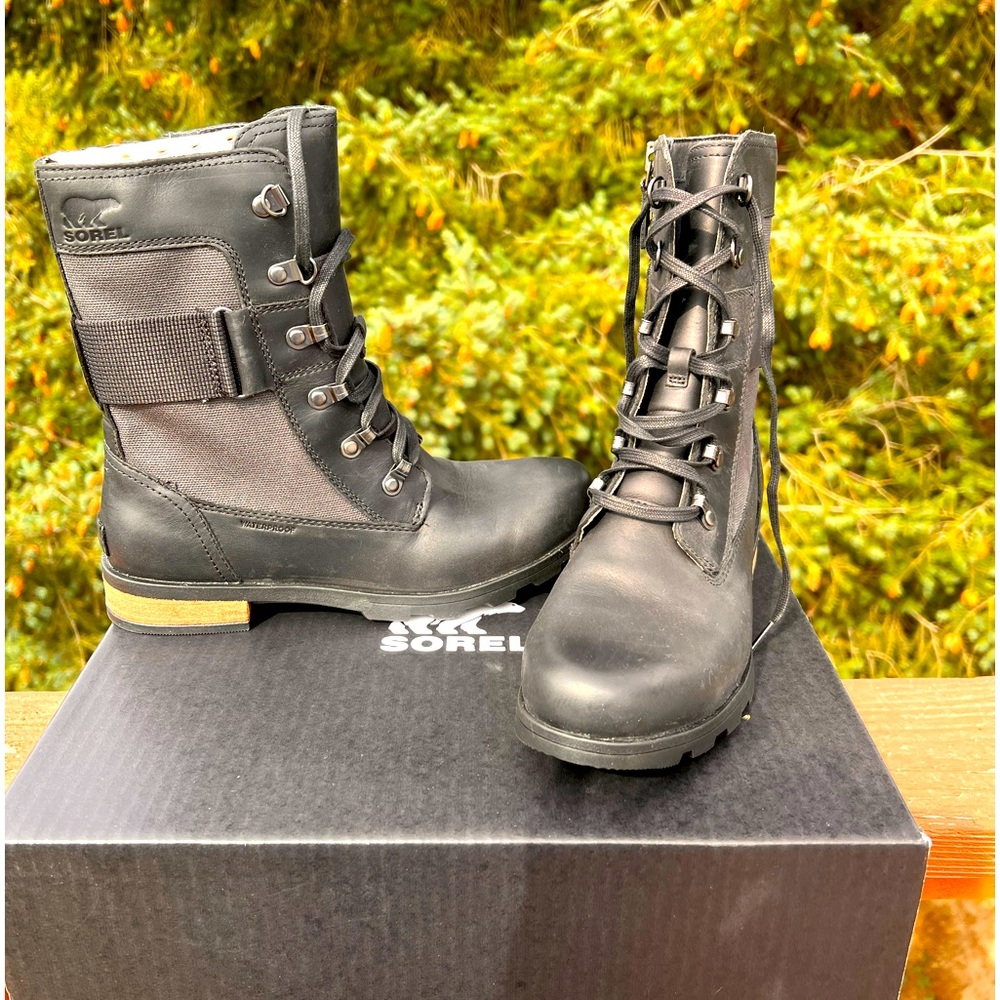 Sorel Emelie Conquest boot Womens size 8 NEW
